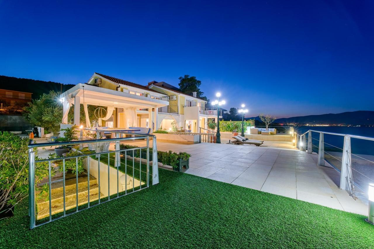 Villa Unique Sur La Plage Pour Des Vacances Inoubliables En Famille Ou Entre Amis Pour 10 Personnes Slatine Luaran gambar