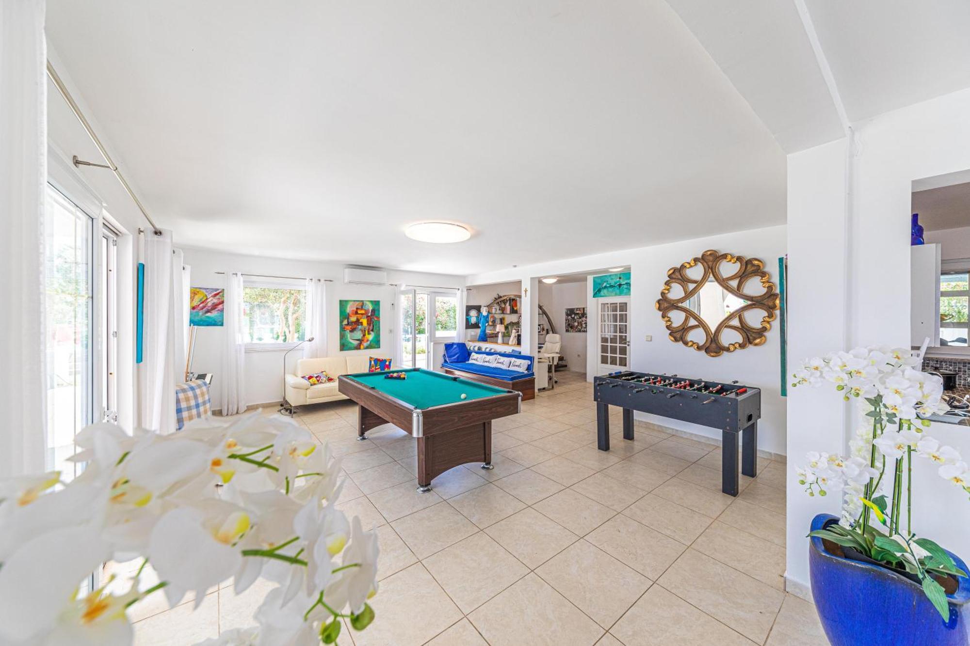 Villa Unique Sur La Plage Pour Des Vacances Inoubliables En Famille Ou Entre Amis Pour 10 Personnes Slatine Luaran gambar